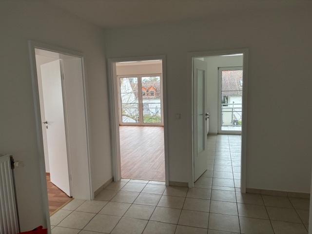 Etagenwohnung Budenheim - 3 Zimmer, 77 m&sup2;, 1.050&euro; | Angebot:26659696