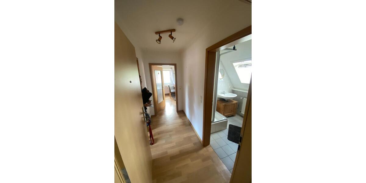 Dachgeschoßwohnung Witzenhausen Blickershausen - 3 Zimmer, 53 m&sup2;, 240&euro; | Angebot:25900743