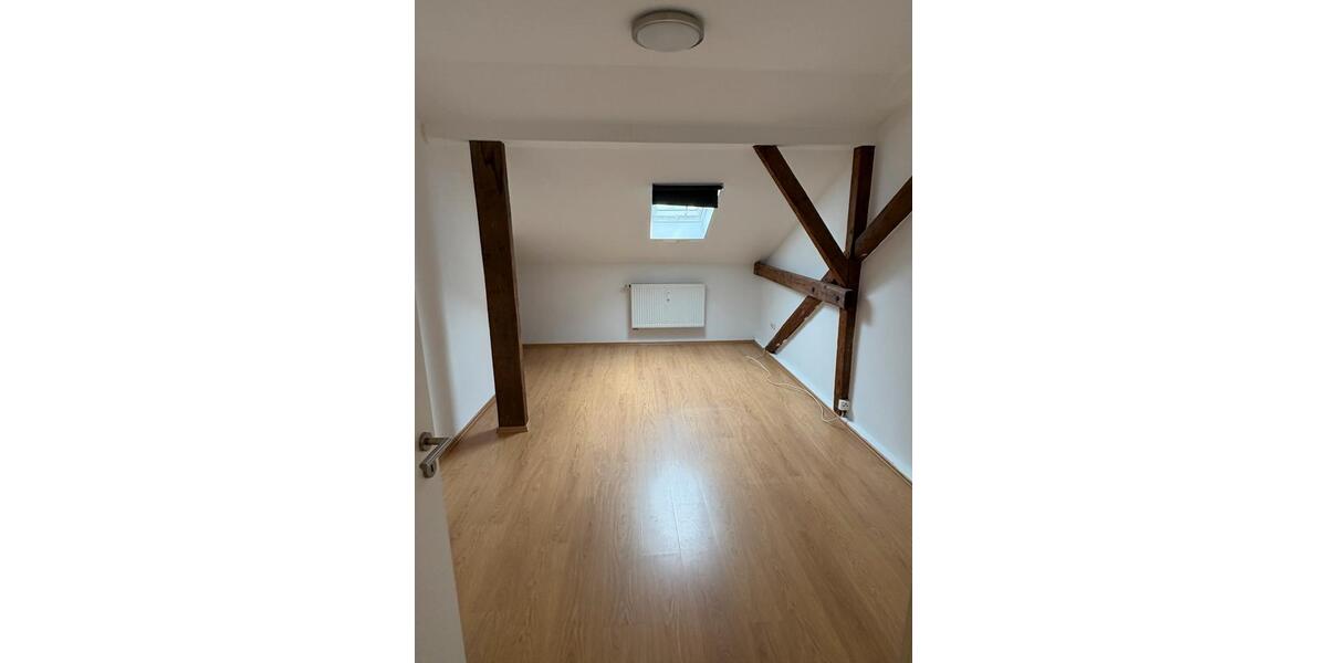 Dachgeschoßwohnung Osnabrück - 1 Zimmer, 30 m&sup2;, 300&euro; | Angebot:26271726