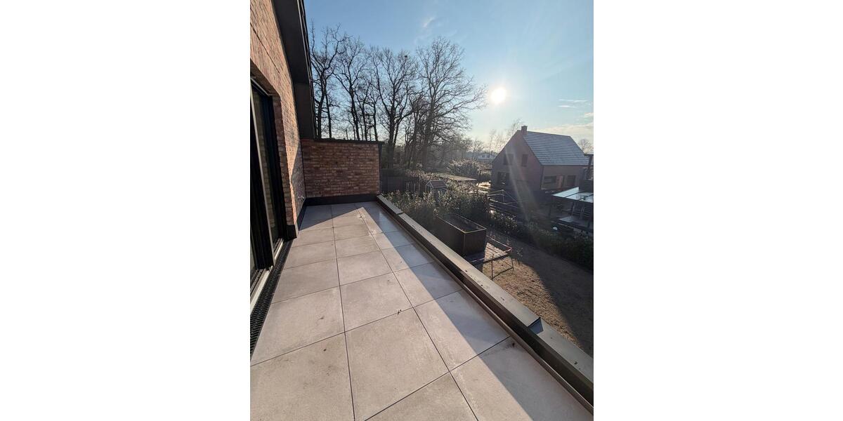 Dachgeschoßwohnung Gronau (Westfahlen) - 3 Zimmer, 92 m&sup2;, 1.330&euro; | Angebot:24149068