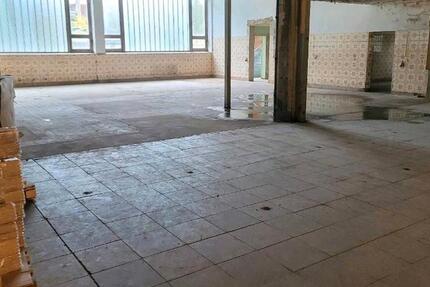 geräumiges Lager, KFZ Halle ,Speditionslager,Autohandel,Werkstatt, Hobbyräume zimmer