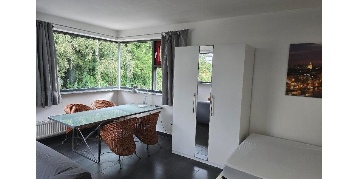 Etagenwohnung Saarbrücken West - 1 Zimmer, 43 m&sup2;, 700&euro; | Angebot:26047348