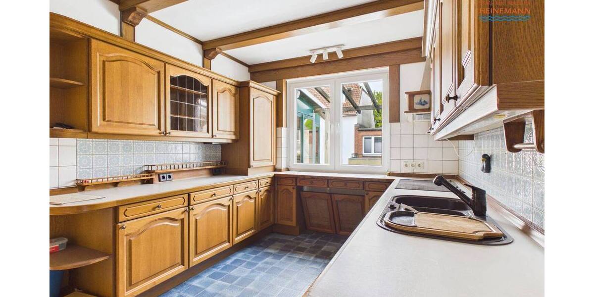 Etagenwohnung Cuxhaven - 3 Zimmer, 127 m&sup2;, 1.050&euro; | Angebot:26486373