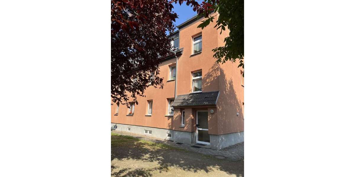 Etagenwohnung Riesa Canitz - 3 Zimmer, 76 m&sup2;, 400&euro; | Angebot:24158692