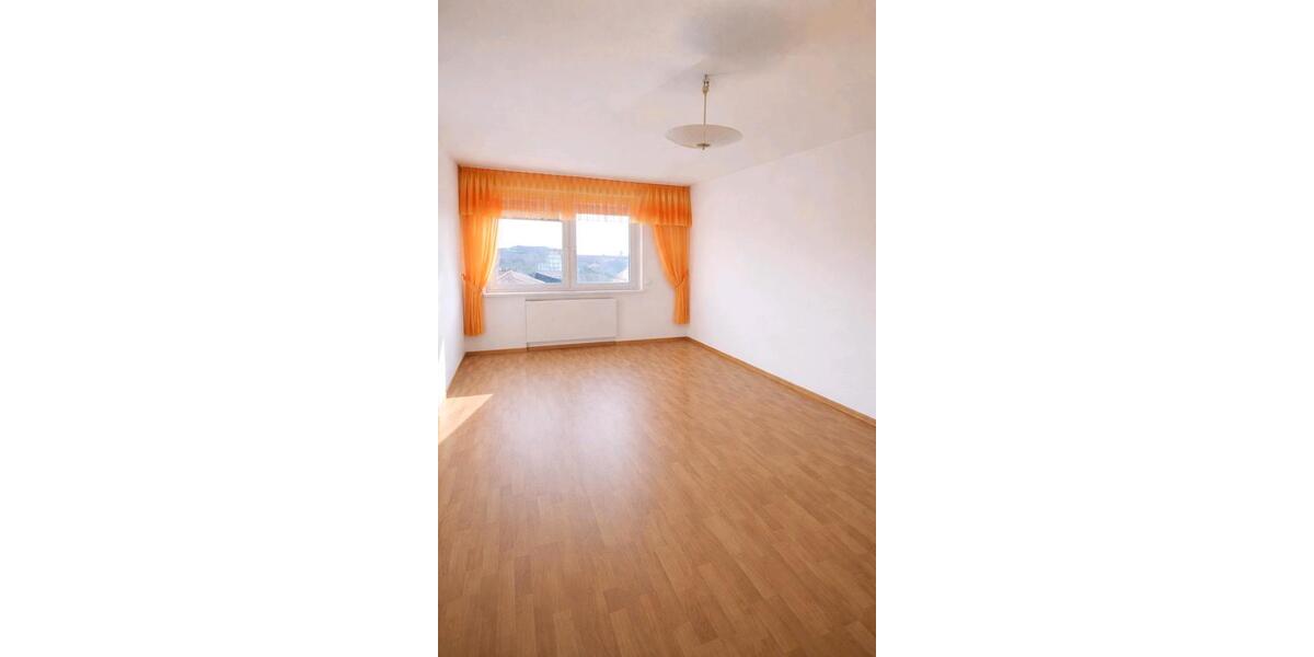 Etagenwohnung Spremberg - 2 Zimmer, 70 m&sup2;, 429&euro; | Angebot:26042173