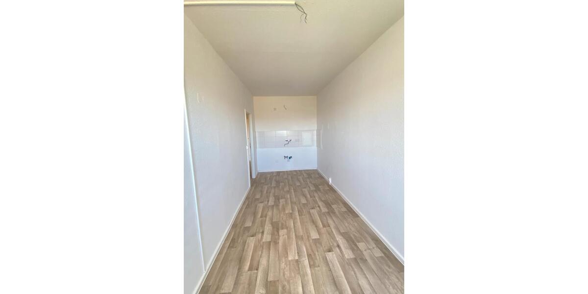 Etagenwohnung Rosenow - 2 Zimmer, 54 m&sup2;, 300&euro; | Angebot:26265852