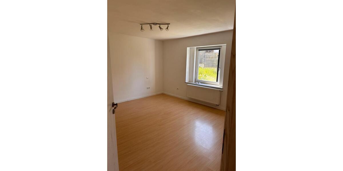 Etagenwohnung Kumhausen - 2 Zimmer, 73 m&sup2;, 550&euro; | Angebot:26459646