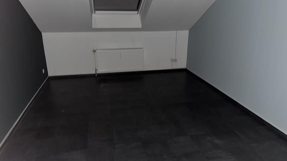 Dachgeschoßwohnung Bous - 5 Zimmer, 165 m&sup2;, 1.000&euro; | Angebot:25025158