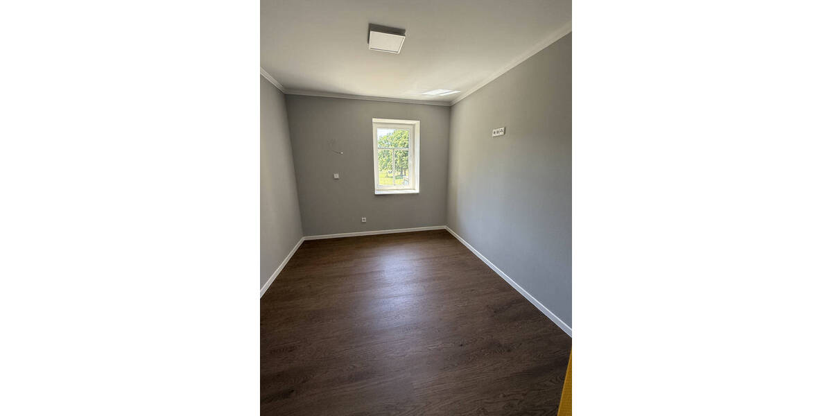 Etagenwohnung Diesbar-Seußlitz Seußlitz - 5 Zimmer, 265 m&sup2;, 2.050&euro; | Angebot:25691485