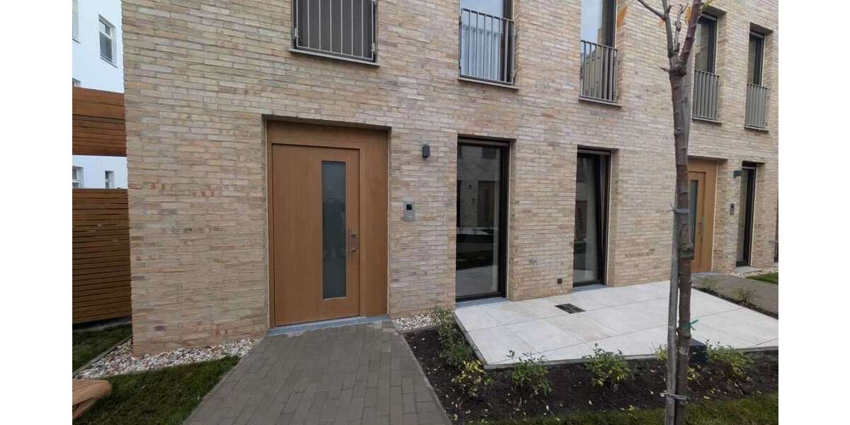 Etagenwohnung Berlin Treptow-Köpenick - 2 Zimmer, 60 m&sup2;, 1.090&euro; | Angebot:26187480