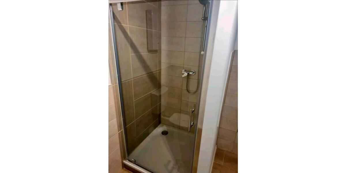 Moderne 2-Raum-Wohnung Kernsaniert inklusive Küche zimmer