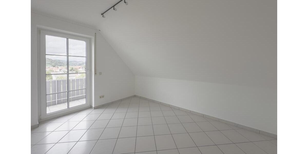 Maisonettenwohnung Kronach - 4 Zimmer, 133 m&sup2;, 900&euro; | Angebot:22553018