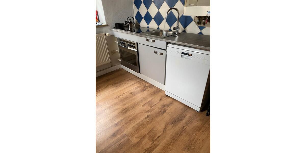 Wohnen auf Zeit Selb - 6 Zimmer, 140 m&sup2;, 360&euro; | Angebot:26228951