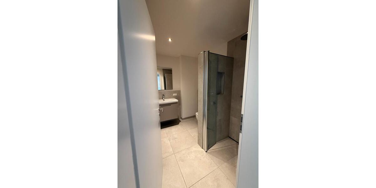 2 Zimmer Wohnung inkl. Küche,Garage,Süd Balkon 2 zimmer