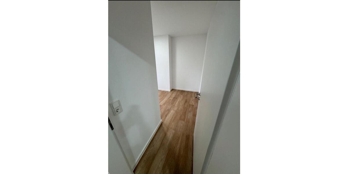Etagenwohnung Merenberg - 4 Zimmer, 106 m&sup2;, 1.050&euro; | Angebot:26612043