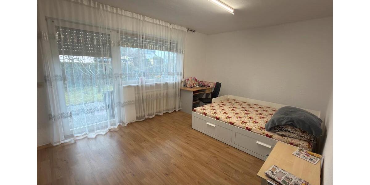 Erdgeschoßwohnung Rüsselsheim am Main - 1.5 Zimmer, 40 m&sup2;, 1.000&euro; | Angebot:24819964