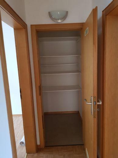 Wohnen auf Zeit Trier Feyen-Weismark - 4 Zimmer, 91 m&sup2;, 1.100&euro; | Angebot:26533207