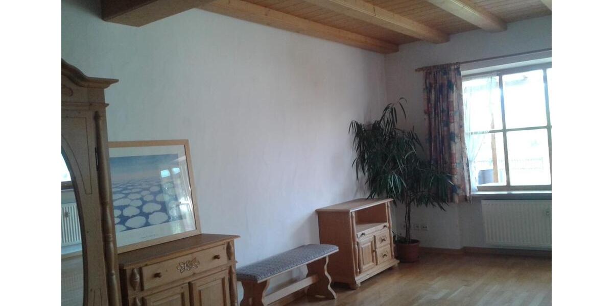 Erdgeschoßwohnung Saulgrub - 1.5 Zimmer, 49 m&sup2;, 570&euro; | Angebot:25636512