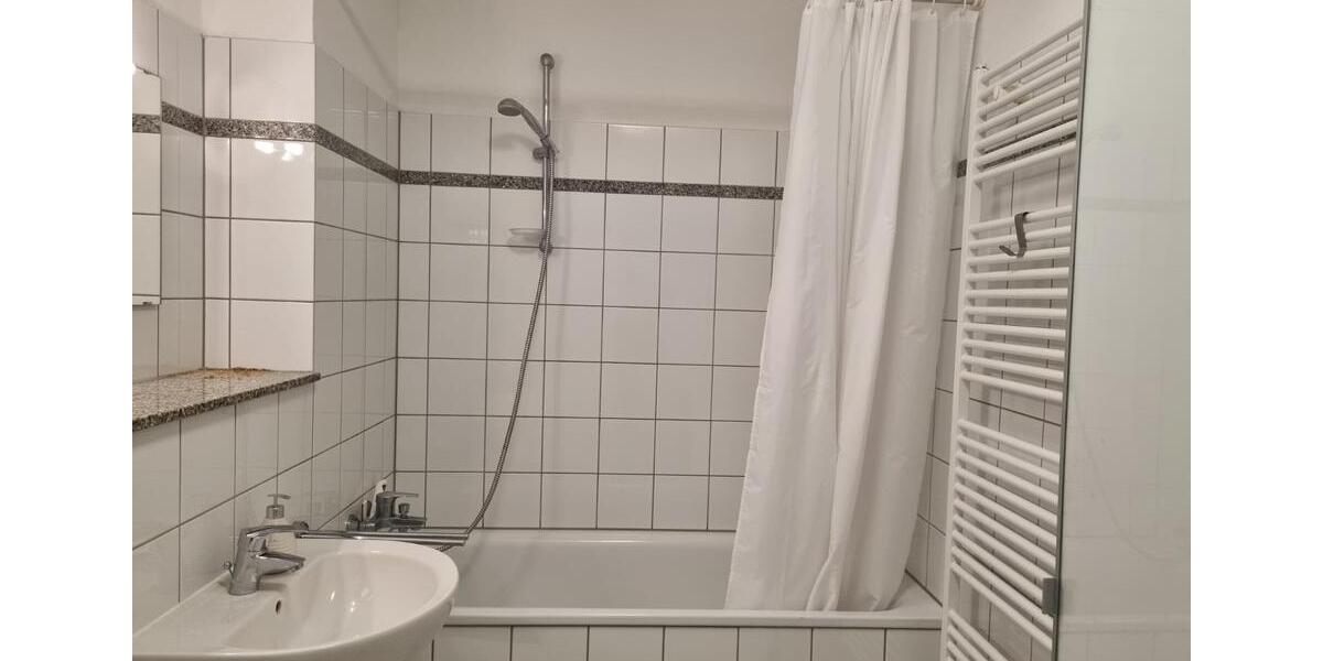 Wohnen auf Zeit Düsseldorf Oberbilk - 3 Zimmer, 72 m&sup2;, 1.350&euro; | Angebot:25678715