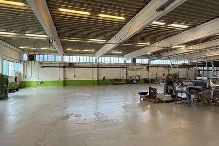 Halle in Norderstedt 6.200 € 615 m² zimmer