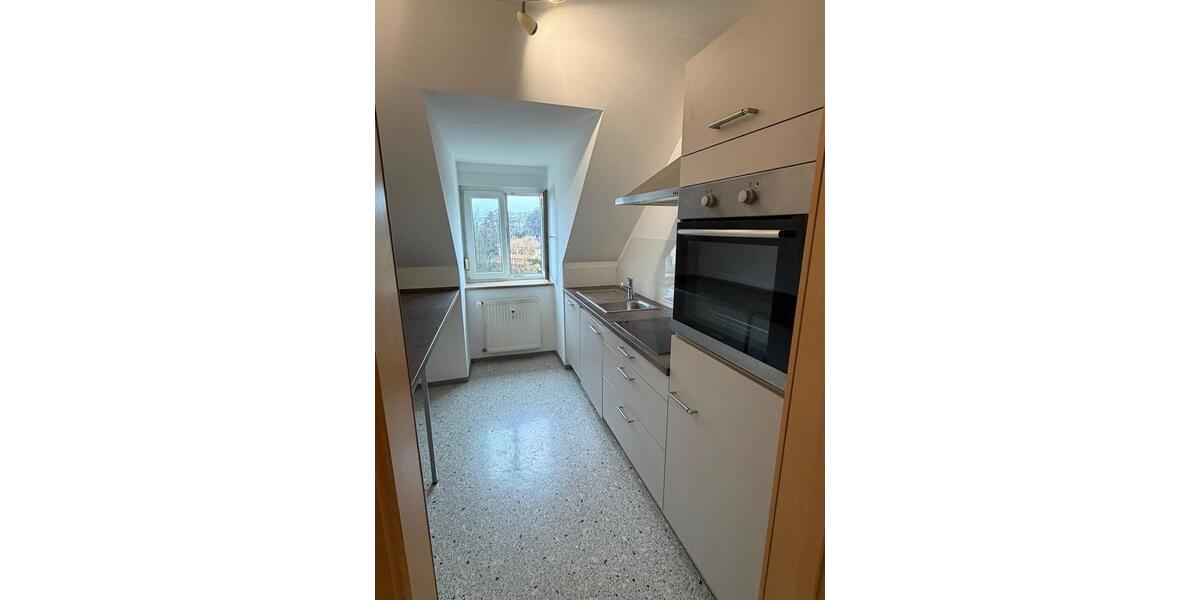 Dachgeschoßwohnung Nittenau - 2 Zimmer, 70 m&sup2;, 700&euro; | Angebot:25309041