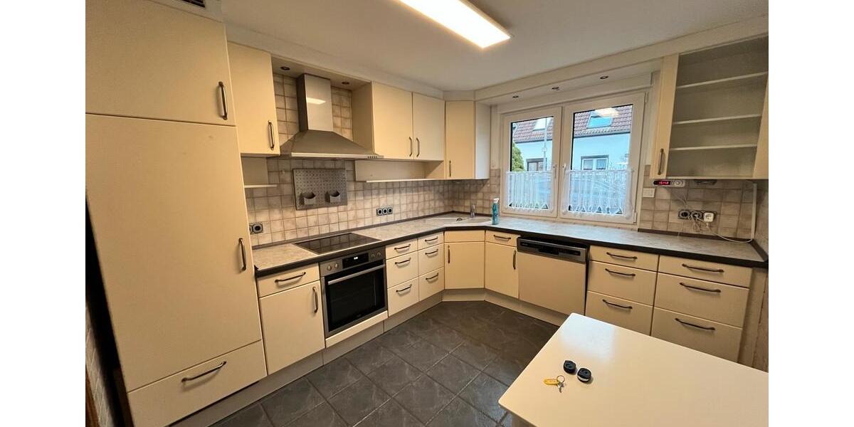 Doppelhaushälfte Köln Mülheim - 4 Zimmer, 114 m&sup2;, 2.000&euro; | Angebot:25396670