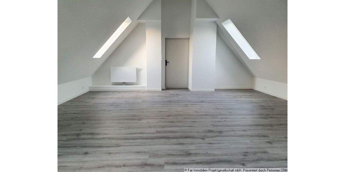 ** Wohnen auf 2 Ebenen - neuwertige Maisonettewohnung** 3 zimmer