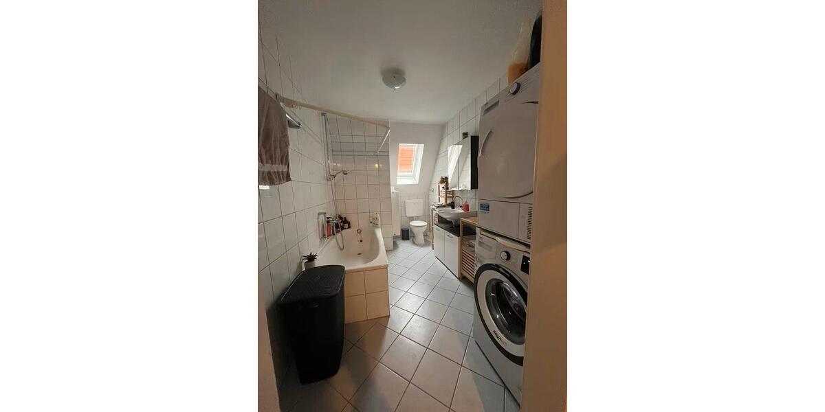 Dachgeschoßwohnung Hagen Hagen-Mitte - 2.5 Zimmer, 67 m&sup2;, 503&euro; | Angebot:26552494