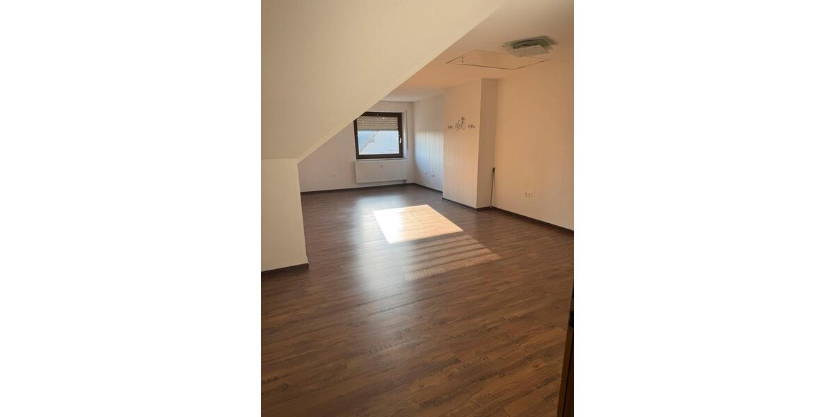 Etagenwohnung Esterwegen - 3 Zimmer, 95 m&sup2;, 700&euro; | Angebot:25633534