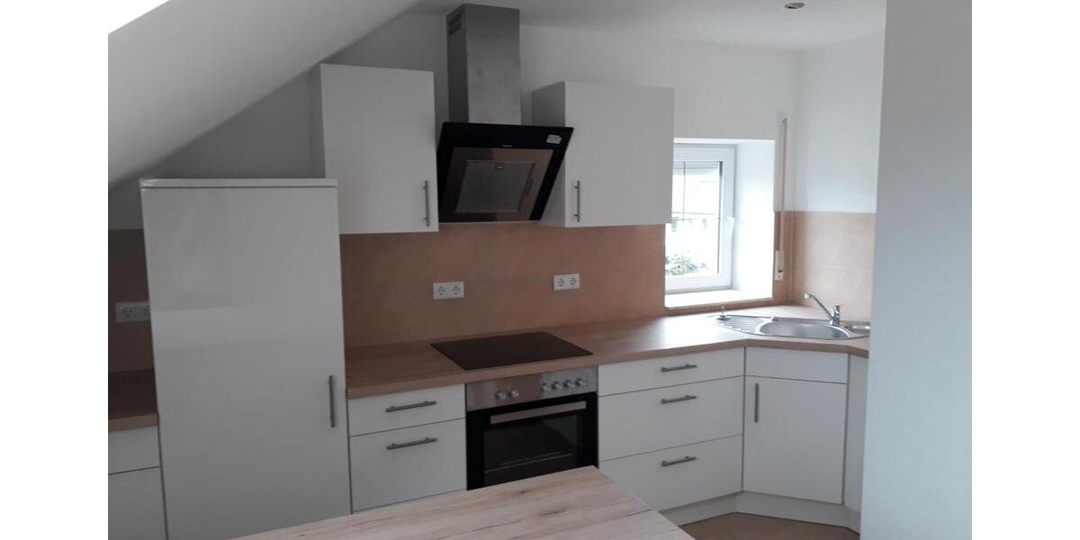Dachgeschoßwohnung Bissingen - 2 Zimmer, 73 m&sup2;, 700&euro; | Angebot:26130331