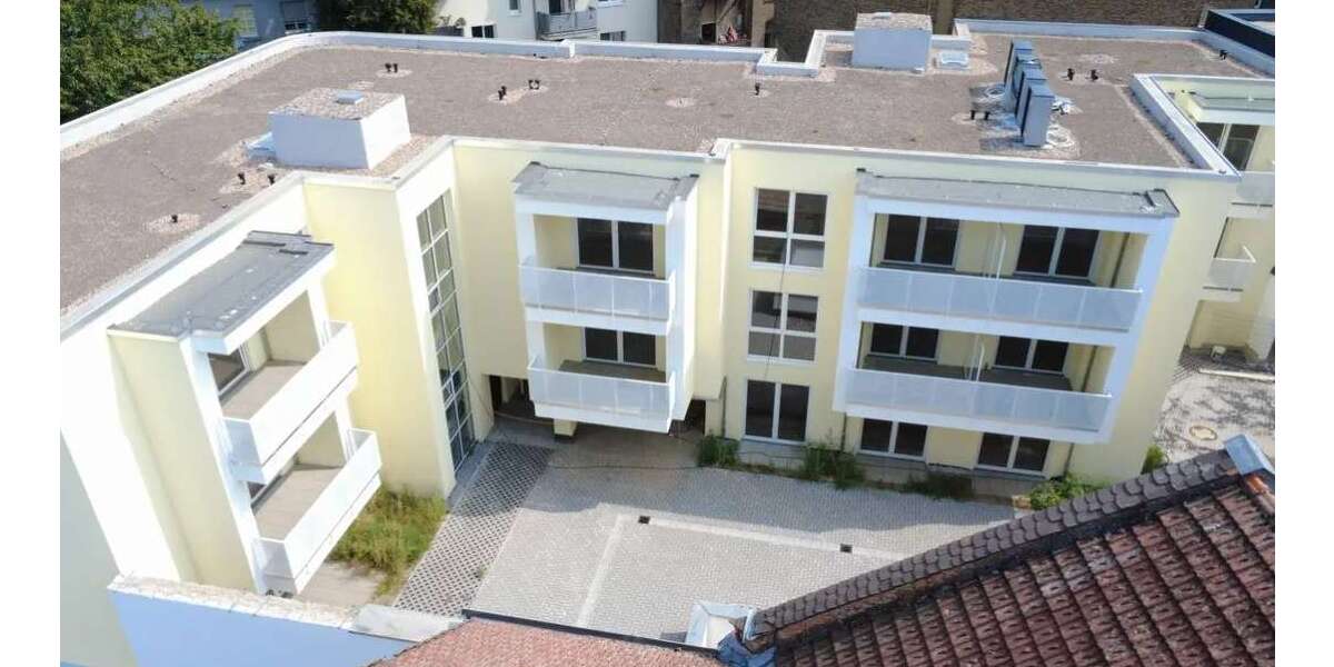 Etagenwohnung Wiesbaden Biebrich - 3 Zimmer, 98 m&sup2;, 1.650&euro; | Angebot:25156836