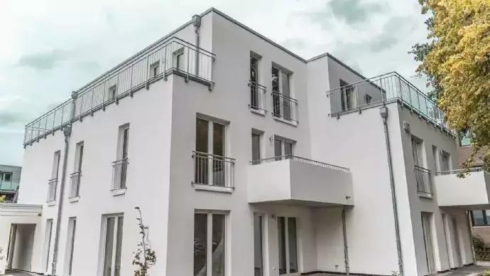 Erdgeschoßwohnung Oldenburg Bürgeresch - 4 Zimmer, 155 m&sup2;, 1.950&euro; | Angebot:26594425