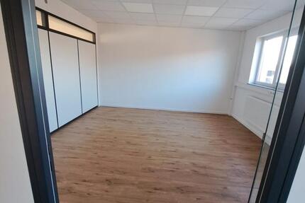 Gewerbeobjekt Wesseling - 1.230&euro; | Angebot:25999572