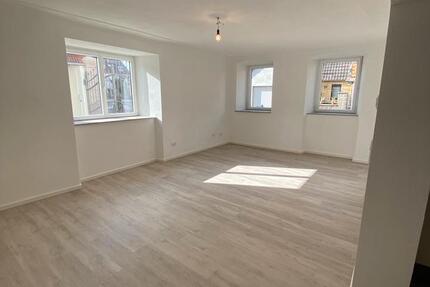 Wohnung Kleinlangheim - 2 Zimmer, 58 m&sup2;, 650&euro; | Angebot:24940874