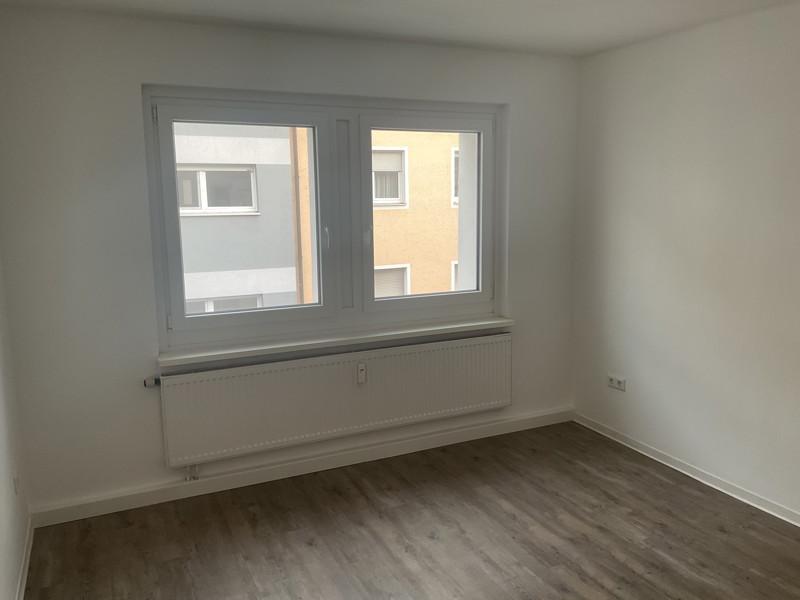Top renovierte 2,5-Zimmer-Wohnung mit Balkon in ruhiger Lage 2 zimmer