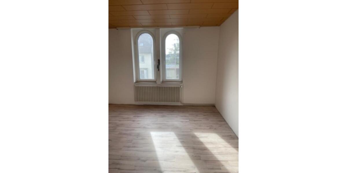 Etagenwohnung Unna - 2 Zimmer, 65 m&sup2;, 450&euro; | Angebot:24690078