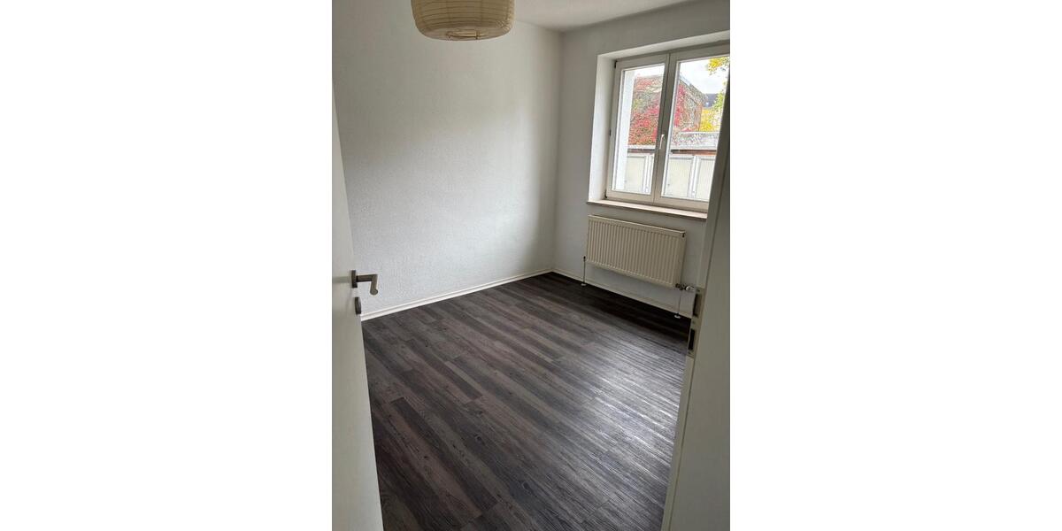 Hochparterre Zwiesel - 4 Zimmer, 68 m&sup2;, 700&euro; | Angebot:25417747