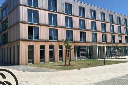 Modernes Arbeitsumfeld in repräsentativen Räumlichkeiten in Naila - Büroraum ca. 36 m² - exklusive Nebenleistungen