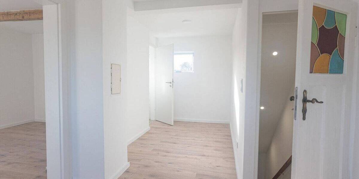 Doppelhaushälfte Mannheim Gartenstadt - 6 Zimmer, 152 m&sup2;, 1.885&euro; | Angebot:26092845