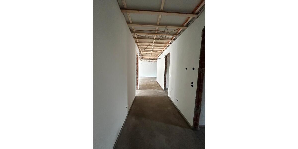 Erdgeschoßwohnung Bad Salzuflen Ehrsen-Breden - 3 Zimmer, 100 m&sup2;, 1.200&euro; | Angebot:26022997