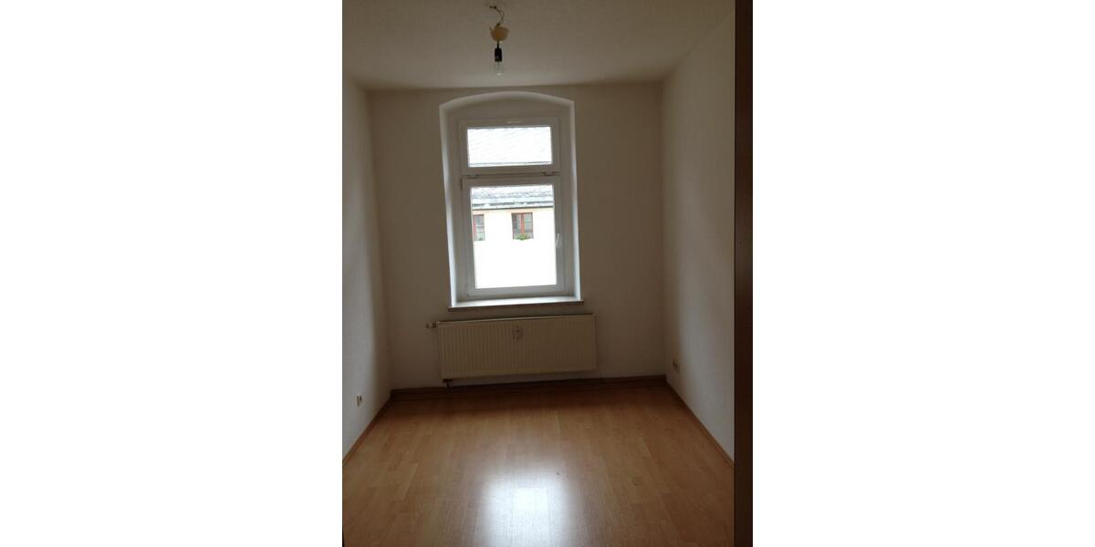 Etagenwohnung Mittweida - 3 Zimmer, 81 m&sup2;, 490&euro; | Angebot:25363721