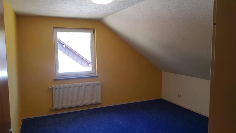 Dachgeschoßwohnung Oberndorf am Neckar - 2 Zimmer, 78 m&sup2;, 860&euro; | Angebot:24313503