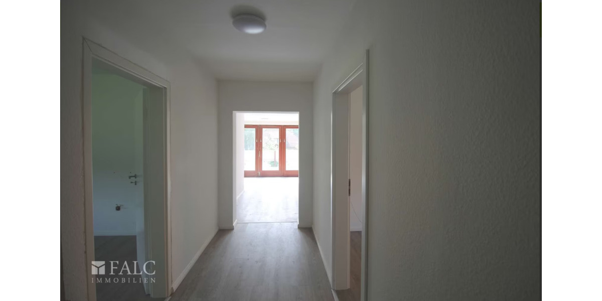 Dachgeschoßwohnung Suderburg - 3 Zimmer, 80 m&sup2;, 500&euro; | Angebot:25871550