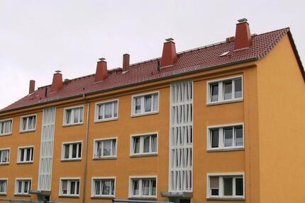 Wohnung Nienburg (Saale) - 3 Zimmer, 57 m&sup2;, 330&euro; | Angebot:26251281