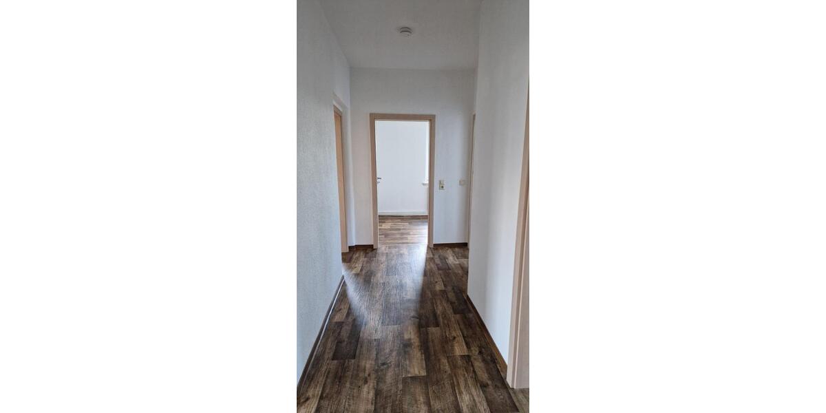 Etagenwohnung Egeln - 3 Zimmer, 64 m&sup2;, 419&euro; | Angebot:19353583