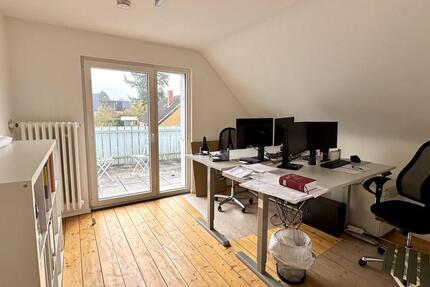 4,5 Zimmer, großer Balkon, ruhige Lage 4 zimmer