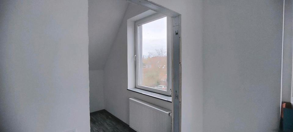 3-Zimmerwohnung DG Petershagen Friedewalde. 3 zimmer