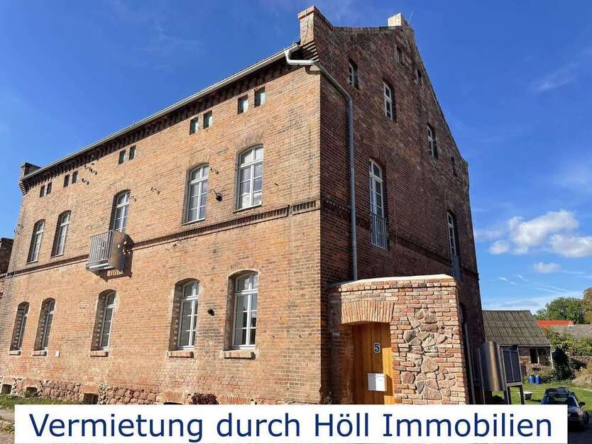 Wohnung zum Mieten in Döblitz 1.068 € 127 m²