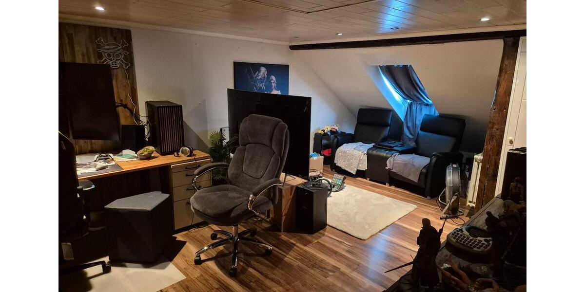 Maisonettenwohnung Edemissen - 4.5 Zimmer, 196 m&sup2;, 1.000&euro; | Angebot:26182606