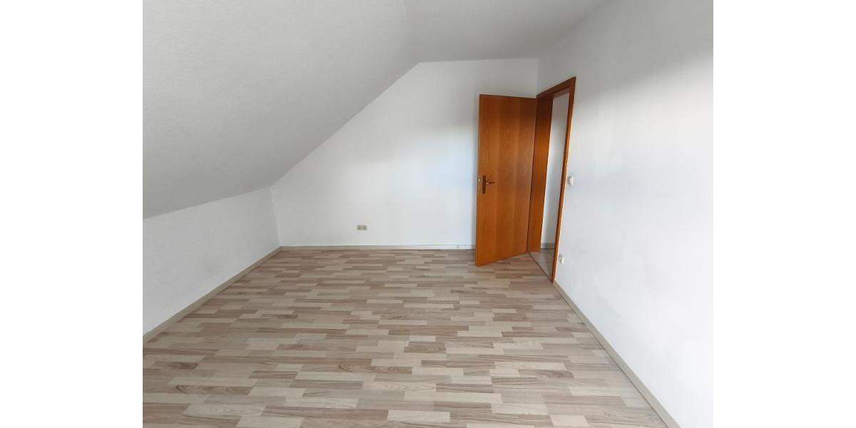 3 Zi. Wohnung (Nr. 6) im DG (2. OG) mit Balkon und Garage - Etagenwohnung Erlangen OT Dechsendorf | Angebot:24315669